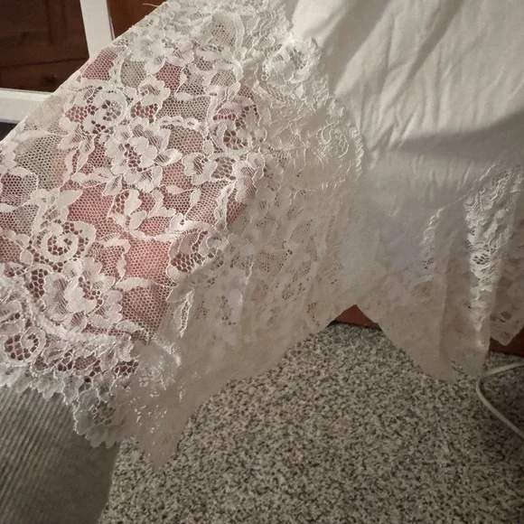 NWOT SKIMS Long Sleeve Lace Onesie, sz Small - Picture 5 of 6